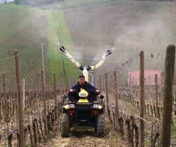 spruzzatore di composto biodinamico per quad